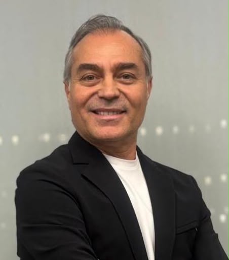Uzm. Dr. Mustafa Karakan